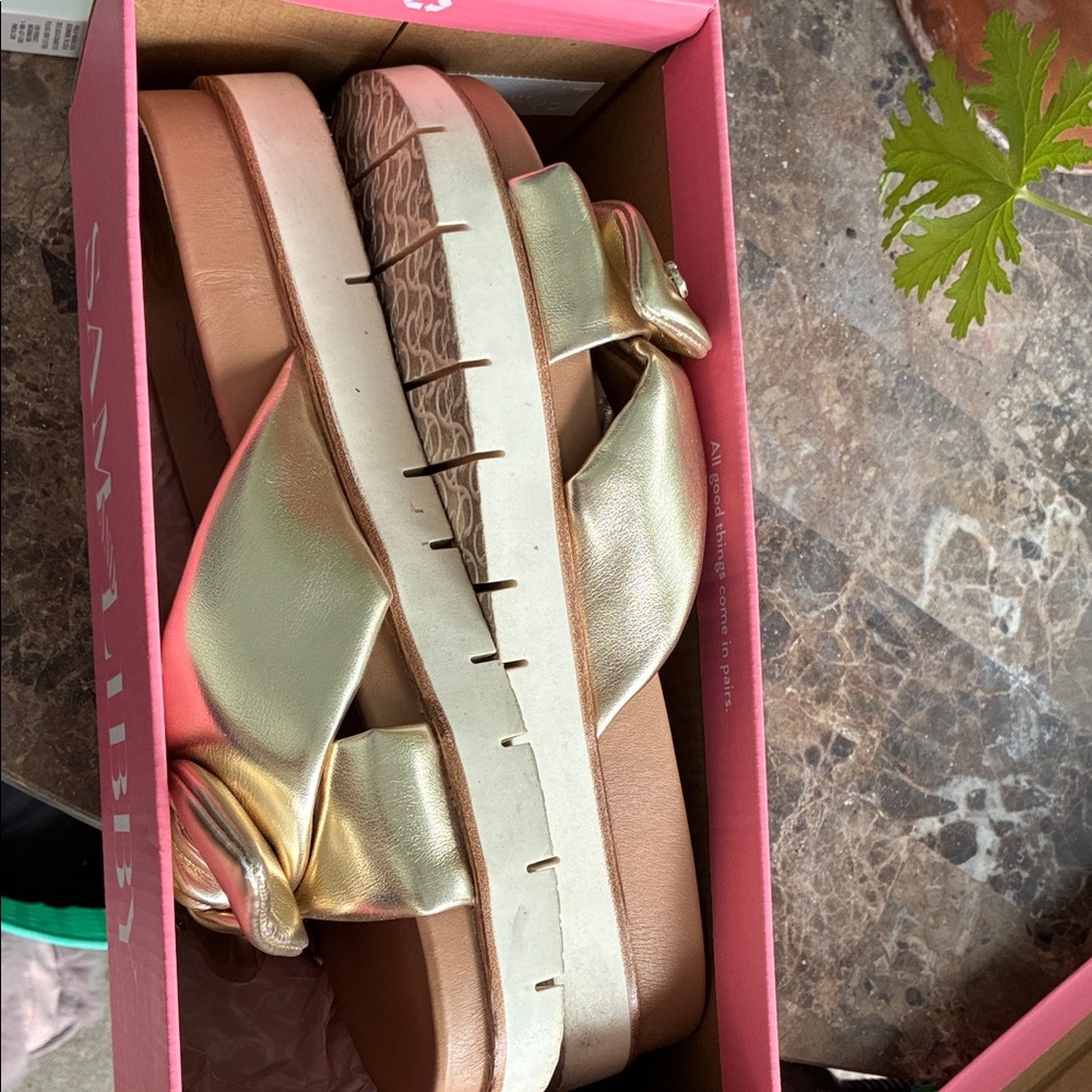 Sam & Libby Metallic Gold Knotted Slide Mules - Picture 6 of 7